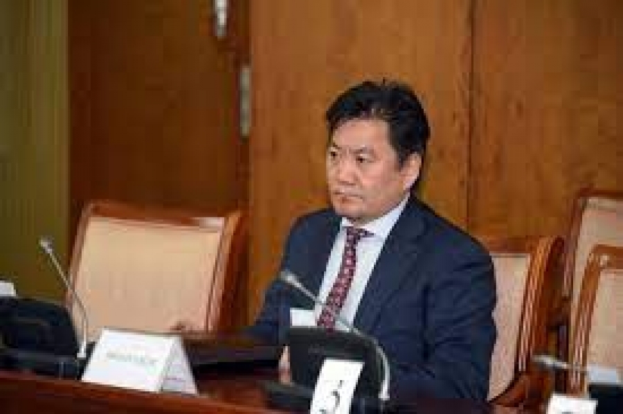 Түмэнд гай болсон Монголбанкны ерөнхийөгч Б.Лхагвасүрэнг огцруулж, хариуцлага тооц